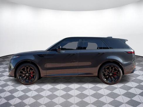 Used 2023 Land Rover Range Rover Sport SE Dynamic AWD/4WD image 2