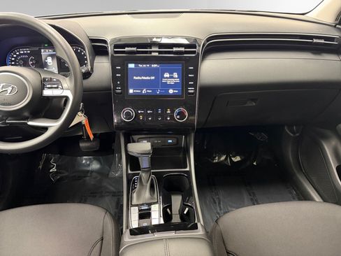 Used 2023 Hyundai Tucson SE AWD/4WD image 11