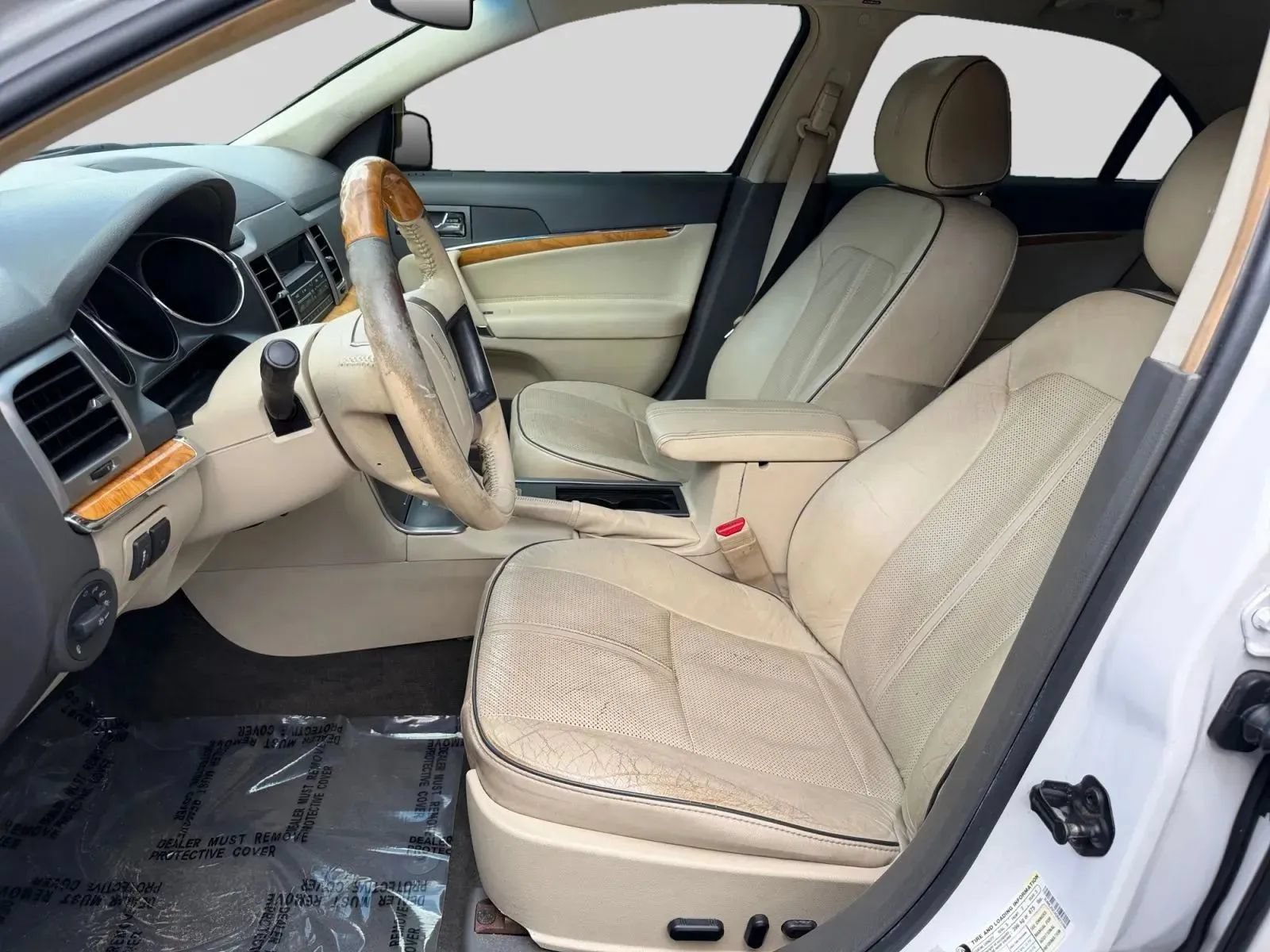 Used 2012 Lincoln MKZ FWD image 10
