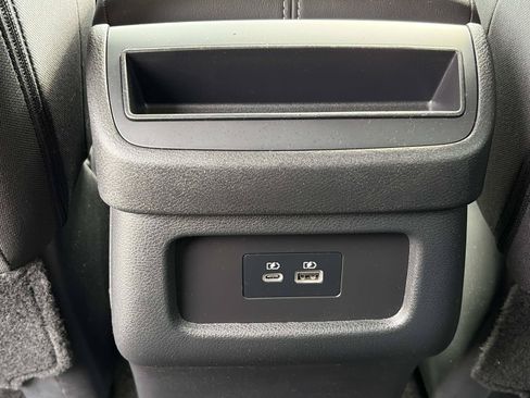 Used 2024 Nissan Pathfinder S AWD/4WD image 14