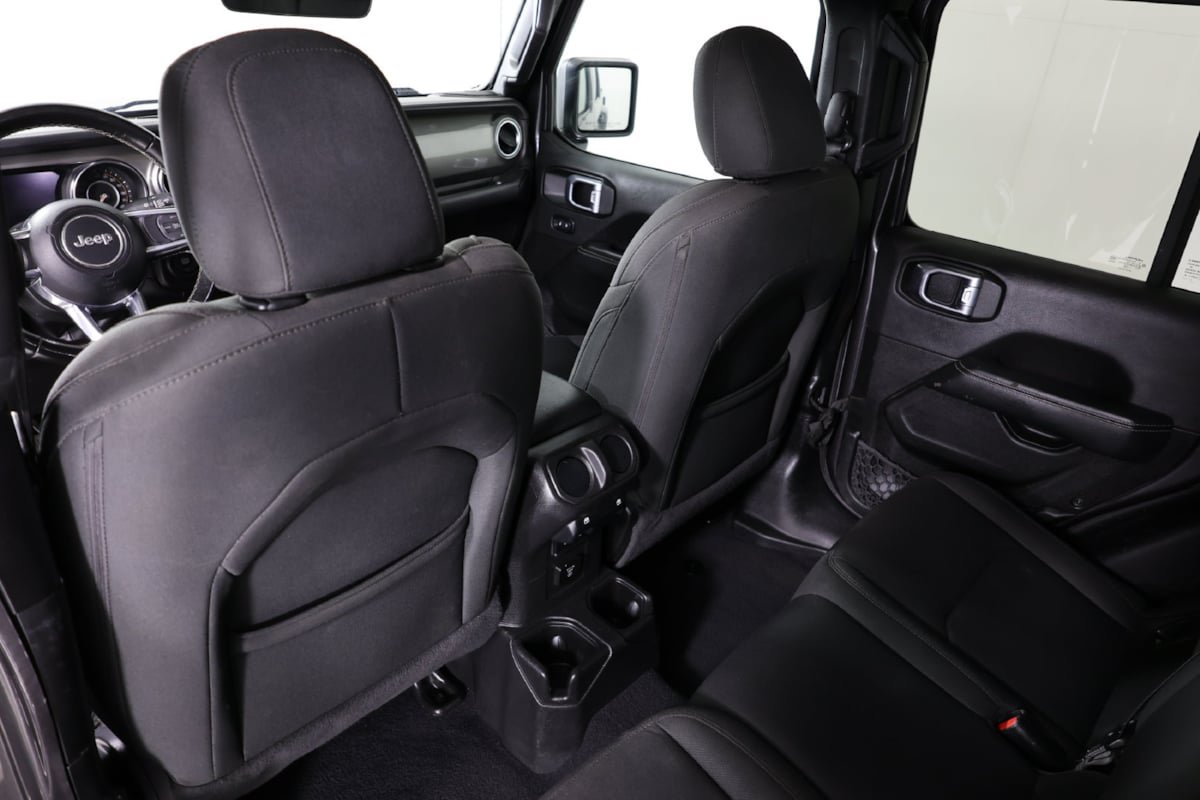 Used 2022 Jeep Gladiator Overland AWD/4WD image 30