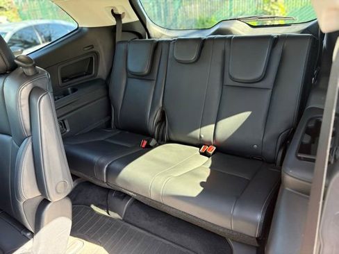 Used 2022 Subaru Ascent Limited image 18