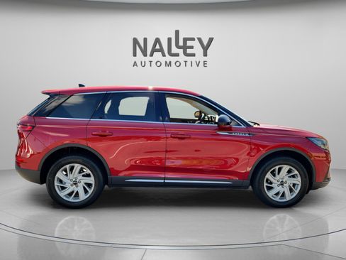 Used 2023 Lincoln Corsair FWD image 6