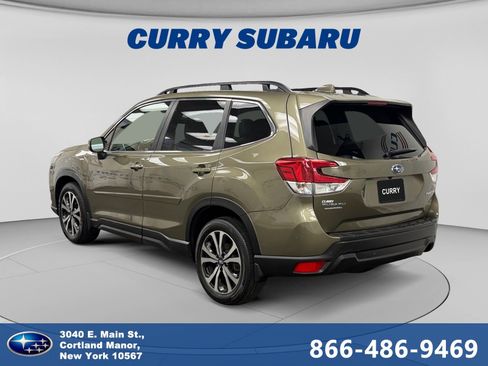 Used 2023 Subaru Forester Limited AWD/4WD image 3