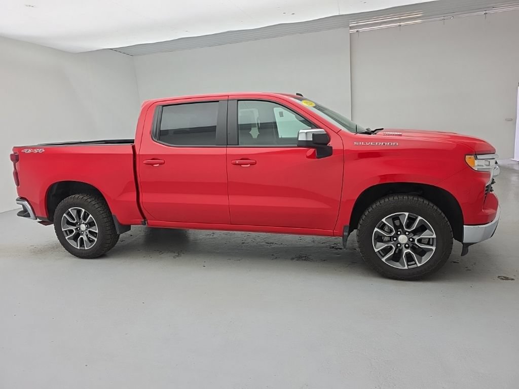 Used 2024 Chevrolet Silverado 1500 LT AWD/4WD image 13