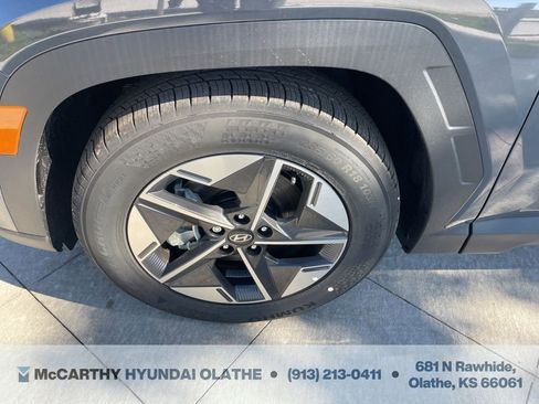 Certified 2025 Hyundai Tucson SEL image 18