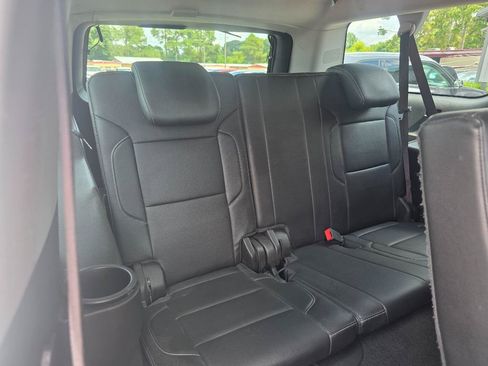 Used 2018 Chevrolet Suburban LT AWD/4WD image 15
