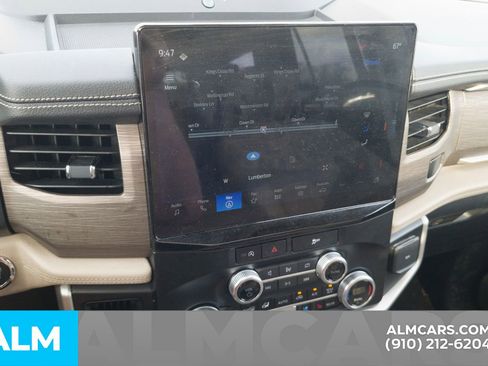 Used 2024 Ford Expedition Max Limited image 9