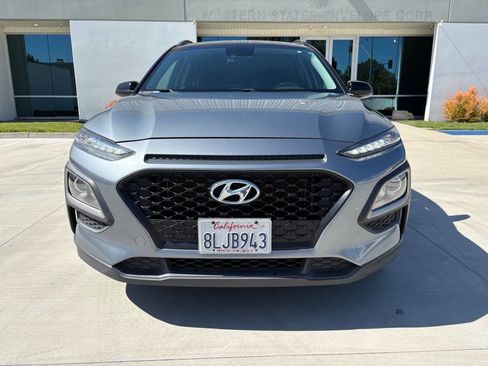 Used 2019 Hyundai Kona SEL FWD image 2