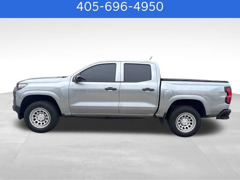 Used 2024 Chevrolet Colorado W/T w/ WT Convenience Package II RWD image 8