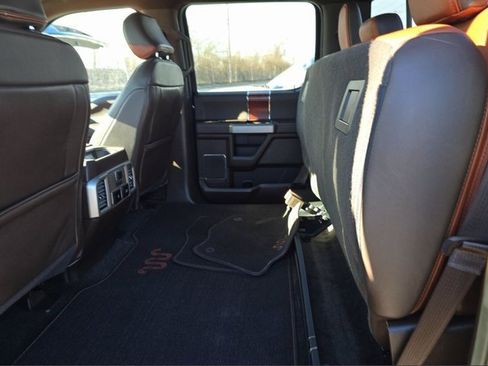 Used 2018 Ford F150 King Ranch w/ FX4 Off-Road Package image 9