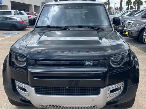 Used 2020 Land Rover Defender 110 SE AWD/4WD image 2