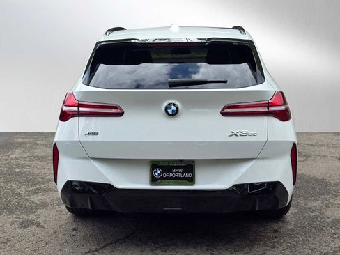 Used 2025 BMW X3 xDrive30i w/ Premium Package AWD/4WD image 4