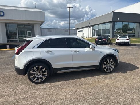 Used 2019 Cadillac XT4 Premium Luxury w/ Driver Assist Package FWD image 14