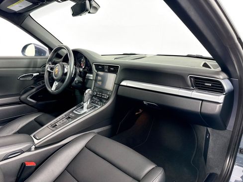 Used 2017 Porsche 911 Carrera RWD image 30