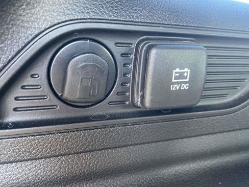 Used 2024 Jeep Grand Cherokee Limited 4xe AWD/4WD image 8