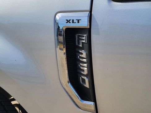 Used 2019 Ford F250 XLT w/ XLT Value Package image 12