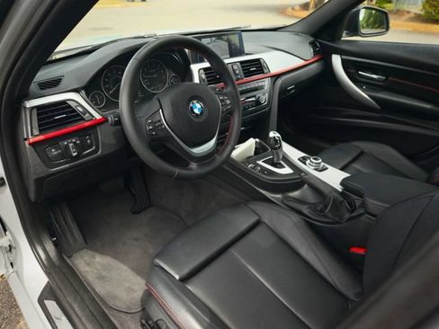 Used 2013 BMW 328i xDrive Sedan AWD/4WD image 24