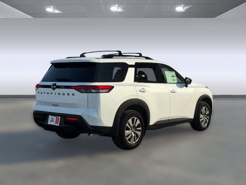 New 2026 Nissan Pathfinder SV FWD image 9