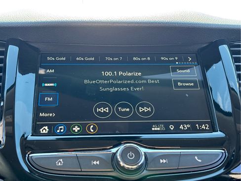 Used 2018 Chevrolet Trax LT w/ LT Convenience Package image 14