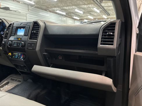 Used 2022 Ford F350 XL w/ Power Equipment Group image 29