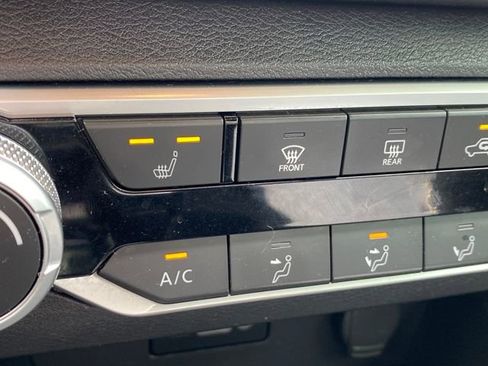 Used 2022 Nissan Altima 2.5 SR w/ Midnight Edition Package image 18