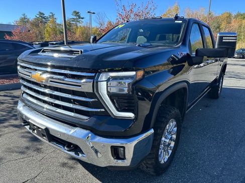 Used 2024 Chevrolet Silverado 3500 LTZ w/ LTZ Plus Package image 1