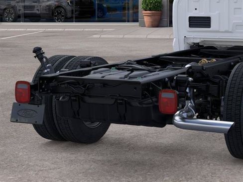 New 2026 Ford F550 2WD Crew Cab image 21
