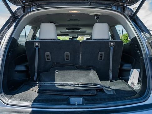 Used 2017 Honda Pilot Touring image 10