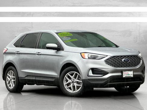 Used 2024 Ford Edge SEL image 2