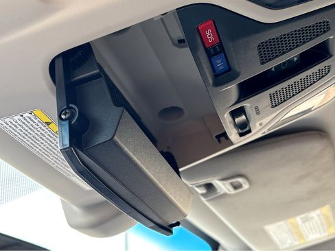 Used 2021 Subaru Outback Onyx Edition XT image 34