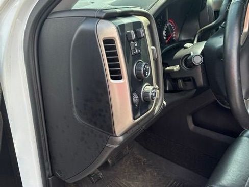 Used 2016 GMC Sierra 2500 Denali w/ Duramax Plus Package AWD/4WD image 13