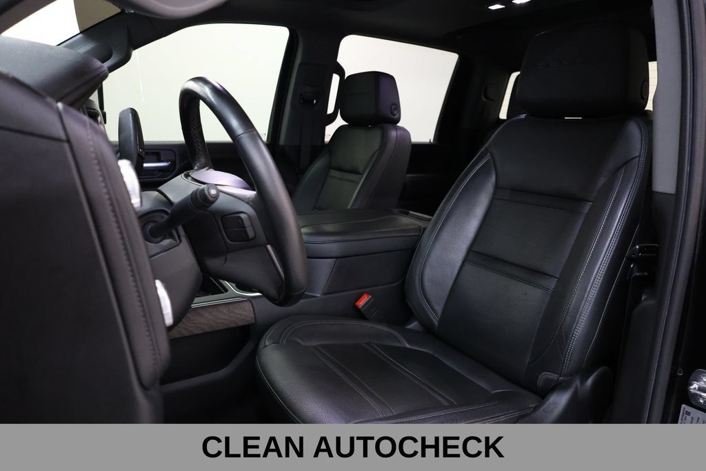 Used 2023 GMC Sierra 2500 Denali w/ Denali Black Diamond Edition AWD/4WD image 9