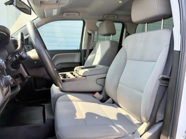 Used 2018 Chevrolet Silverado 3500 W/T w/ WT Fleet Convenience Package AWD/4WD image 10