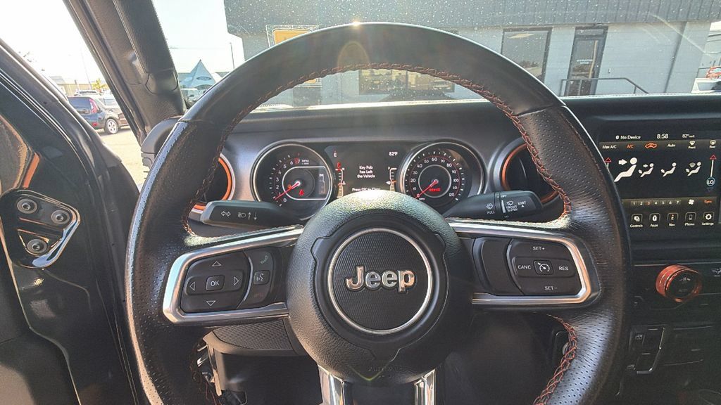 Used 2022 Jeep Gladiator Mojave w/ Trailer Tow Package AWD/4WD image 17