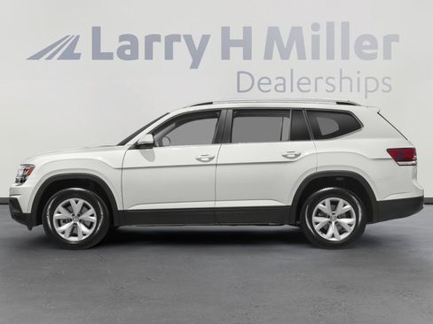 Used 2018 Volkswagen Atlas SEL Premium image 3