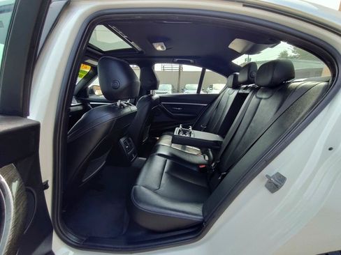 Used 2018 BMW 330i Sedan w/ Convenience Package RWD image 34