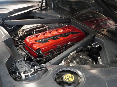 Used 2022 Chevrolet Corvette Stingray Preferred Cpe w/ Battery Protection Package RWD image 11