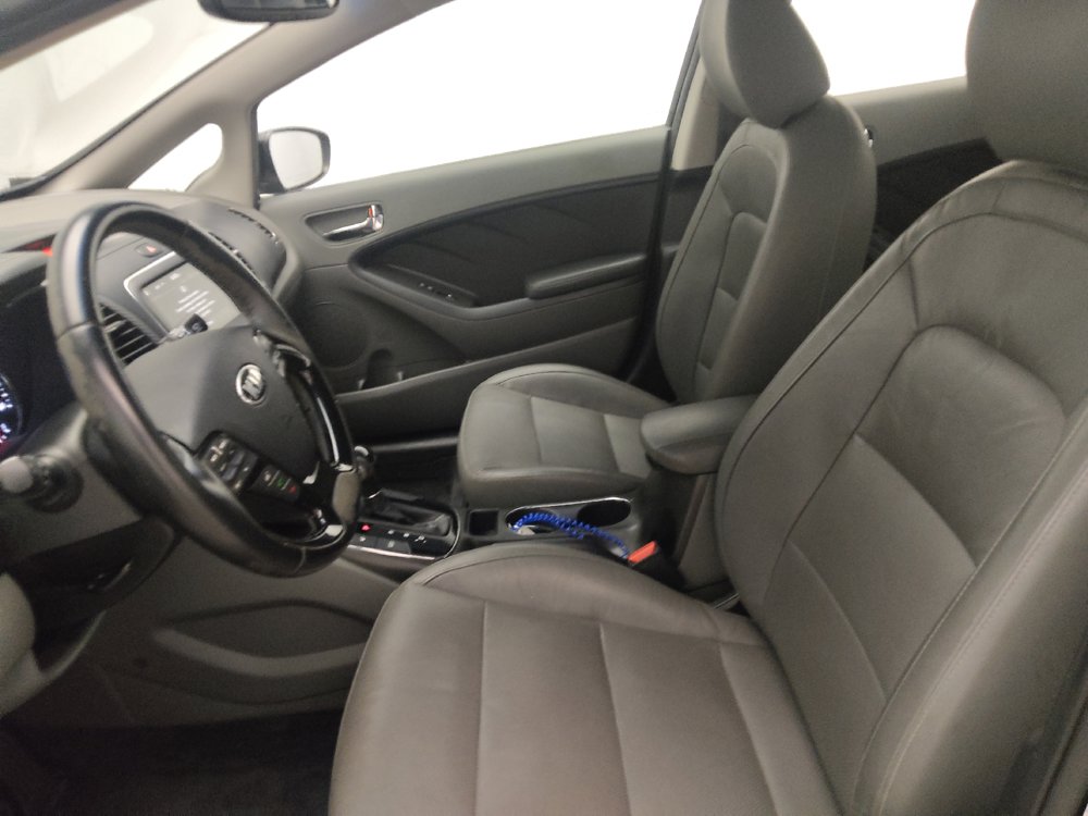 Used 2017 Kia Forte EX FWD image 17