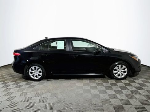Used 2024 Toyota Corolla LE FWD image 8