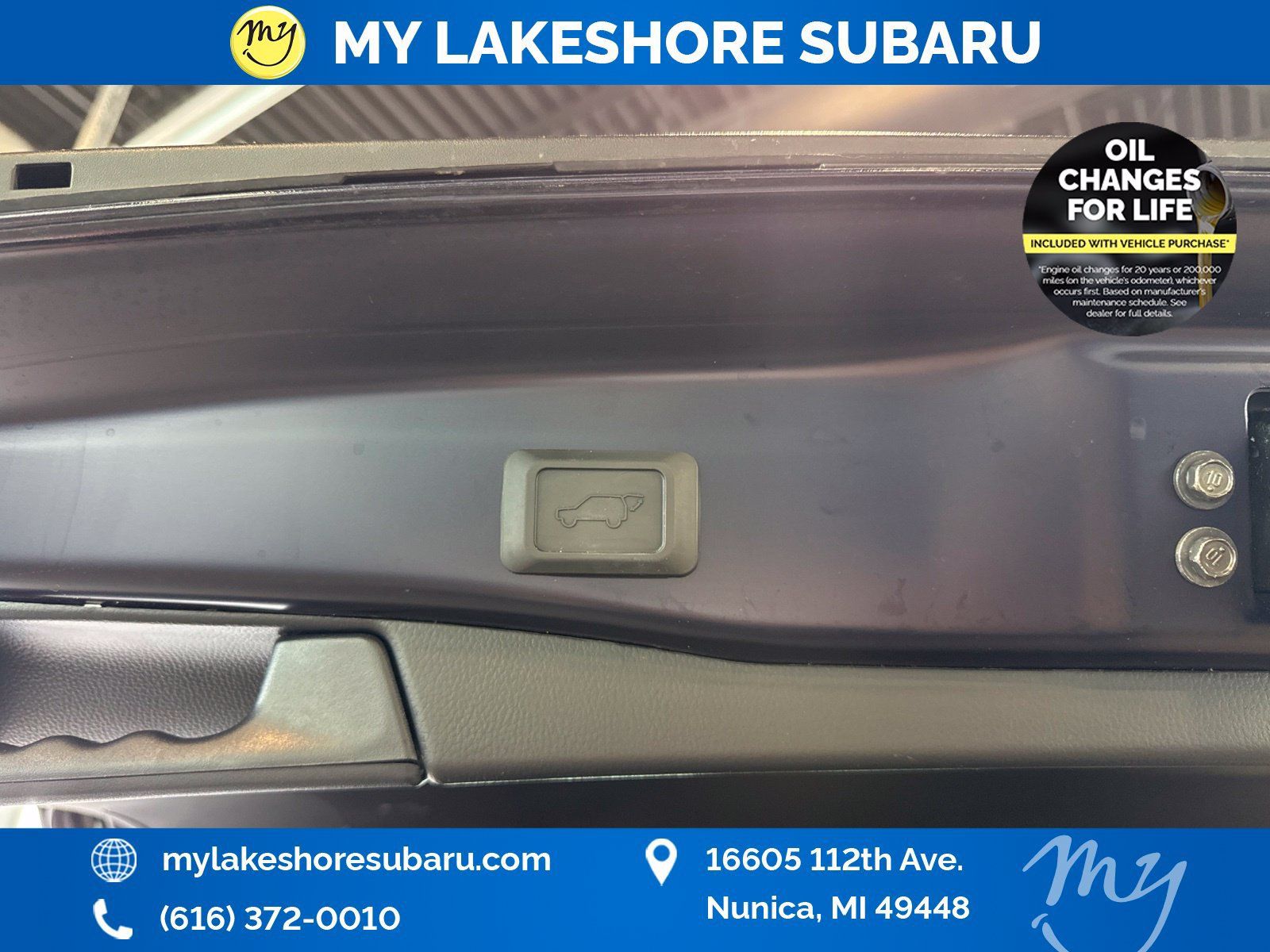 Used 2025 Toyota RAV4 XLE Premium w/ Weather Package AWD/4WD image 30
