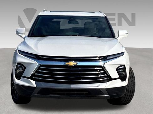 New 2024 Chevrolet Blazer Premier w/ Driver Confidence II Package FWD image 22