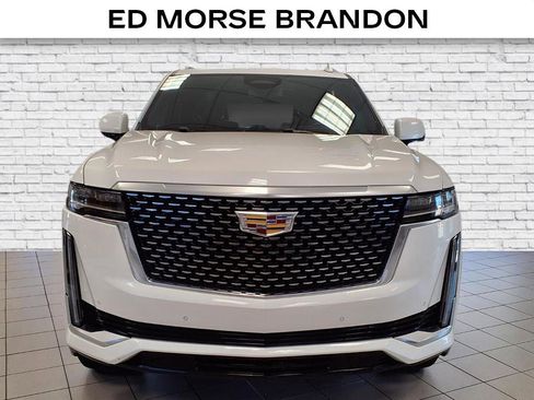 Certified 2024 Cadillac Escalade ESV Luxury image 7