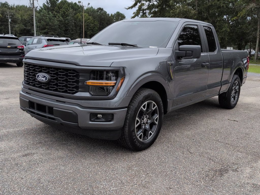 Used 2025 Ford F150 STX w/ Equipment Group 200A RWD image 8