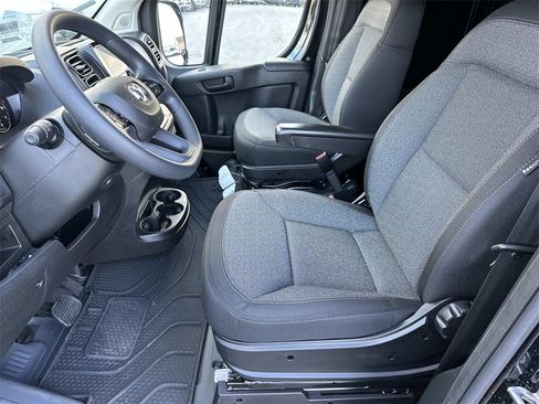 New 2026 RAM ProMaster 2500 w/ Convenience Group image 12