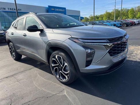 New 2026 Chevrolet Trax RS FWD image 26
