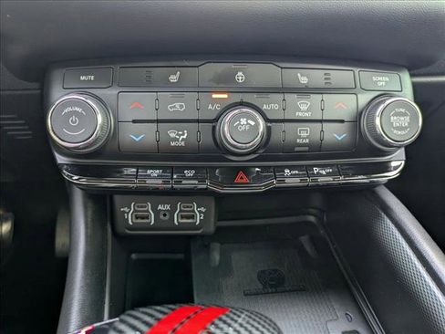 Used 2021 Dodge Durango R/T w/ Blacktop Package image 16