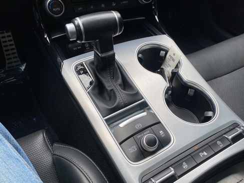 Used 2020 Kia Stinger GT1 AWD/4WD image 34