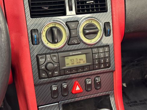 Used 1999 Mercedes-Benz SLK 230 image 17