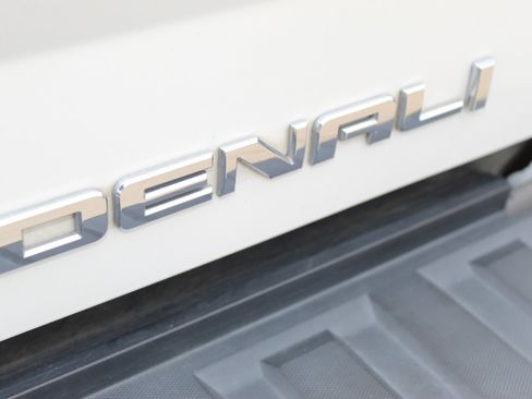 Used 2016 GMC Sierra 1500 Denali w/ Enhanced Driver Alert Package image 7